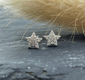 Star diamond stud earrings