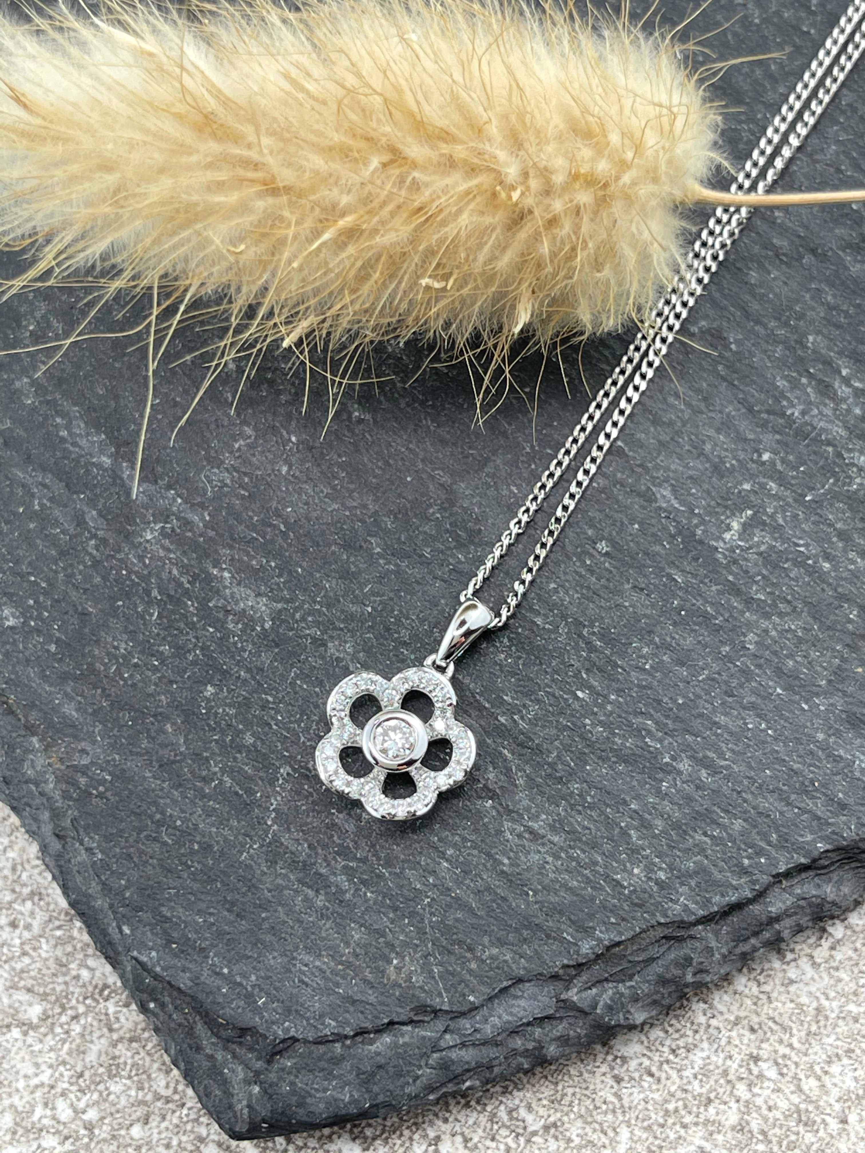 Diamond flower pendant