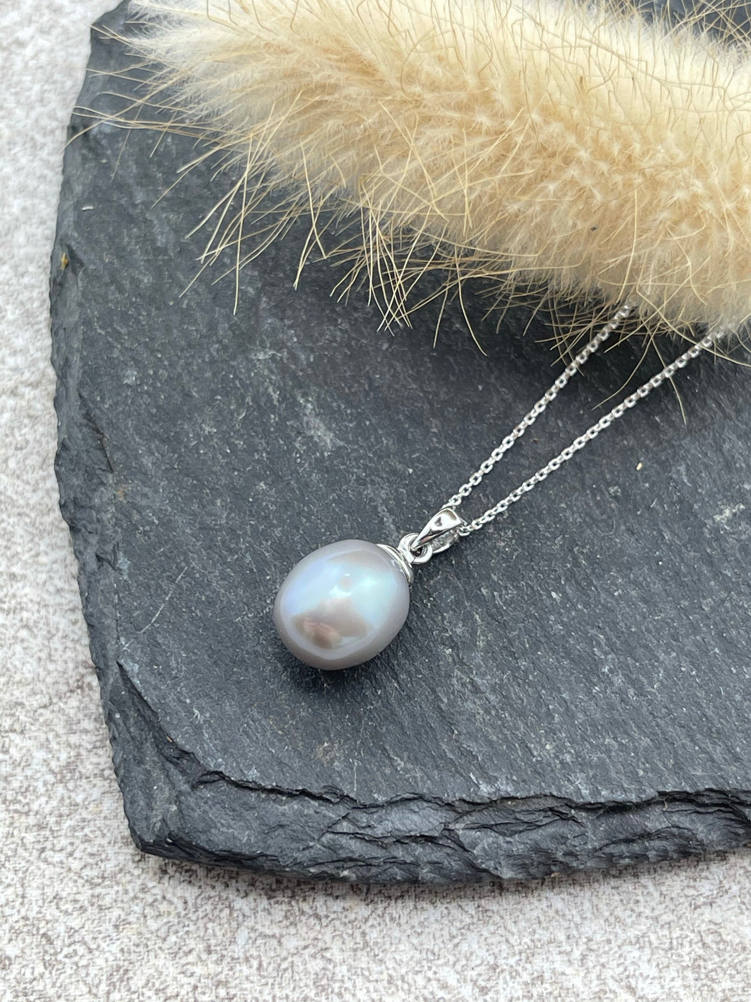 Grey freshwater Pearl pendant
