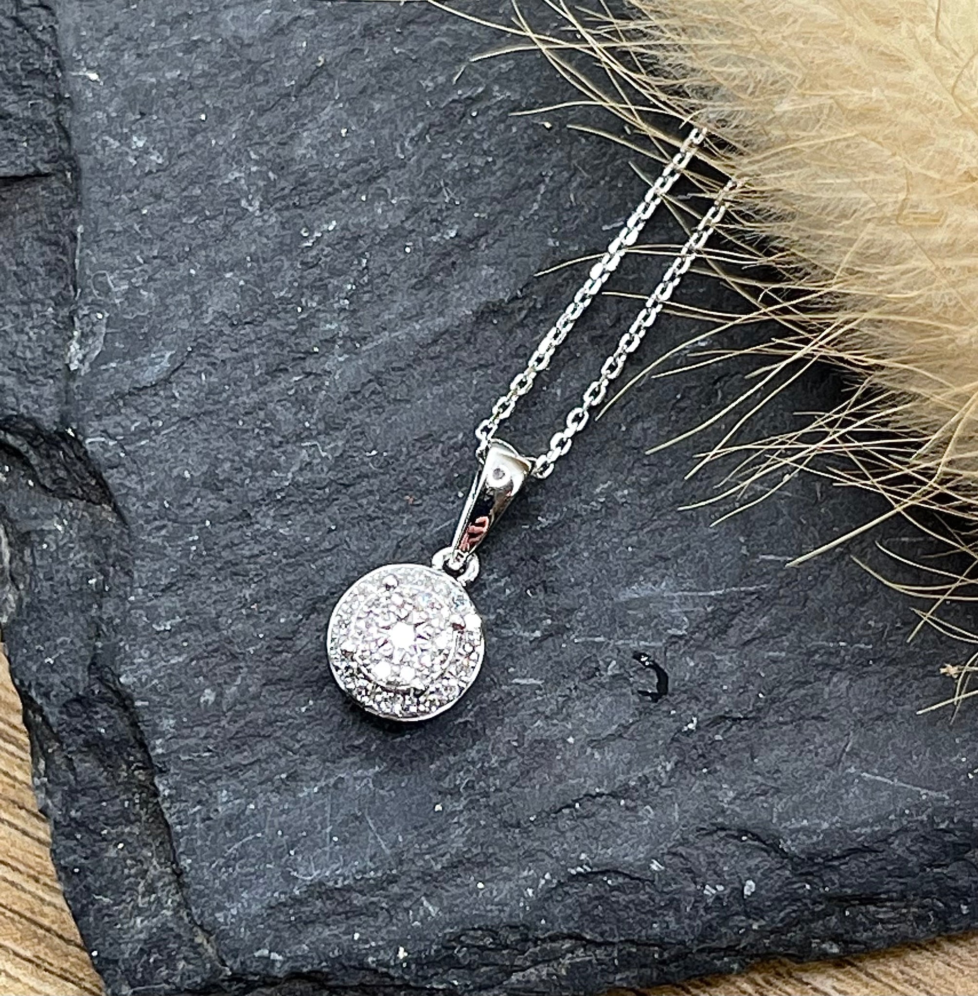 Round diamond cluster pendant (with bale)