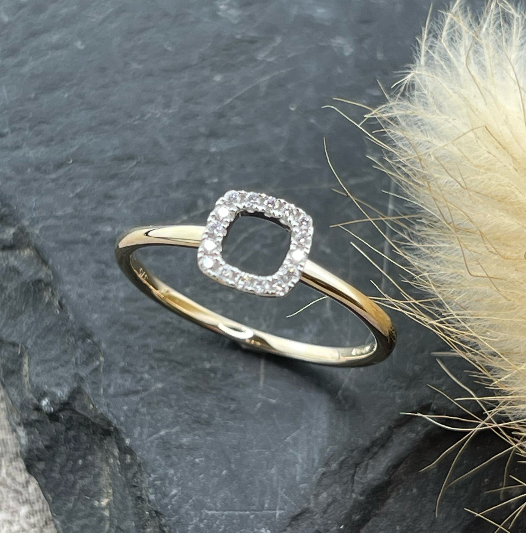 Cushion diamond halo ring