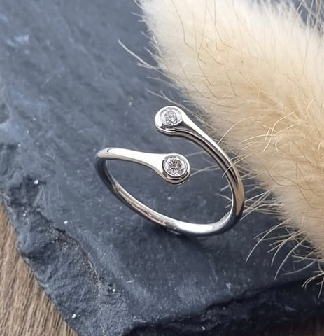 Diamond crossover bubble ring