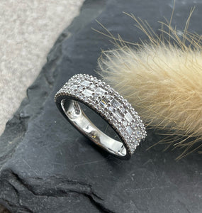 Baguette and round diamond dress ring